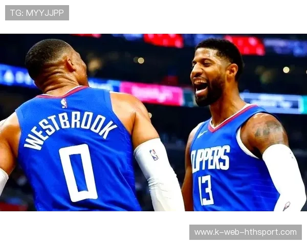 快船防守端提升明显，三巨头配合默契，快船的防守